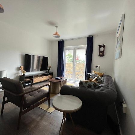 Kent, Dartford Station Apartments Eksteriør billede