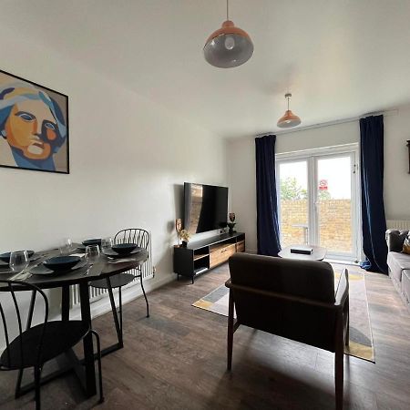 Kent, Dartford Station Apartments Eksteriør billede