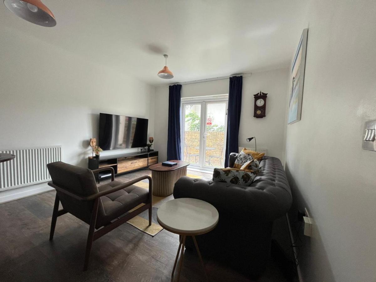 Kent, Dartford Station Apartments Eksteriør billede