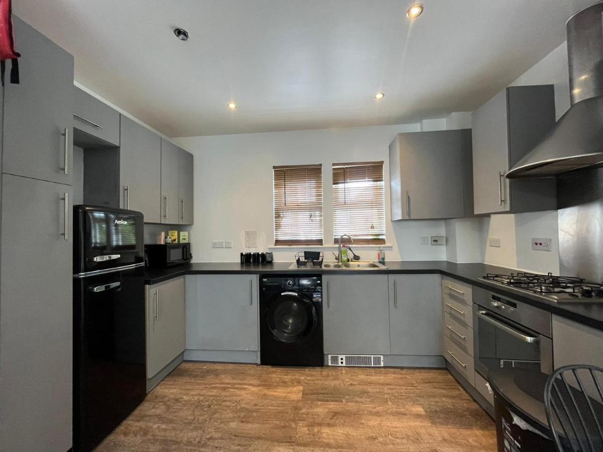 Kent, Dartford Station Apartments Eksteriør billede